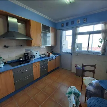 Piso De 4 Con Vistas Al Mar En Alquiler Por Semanas Apartment